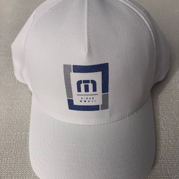 NWOT Travis Mathew Snapback Hat - Picture 1 of 5